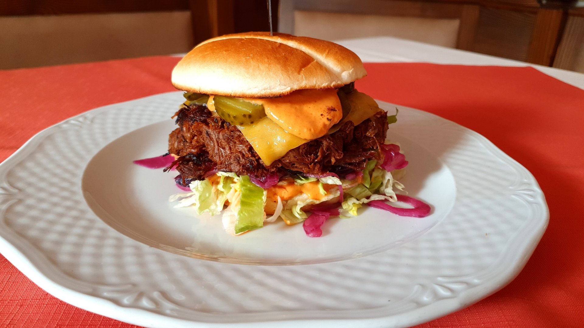 Tépett Marha-burger